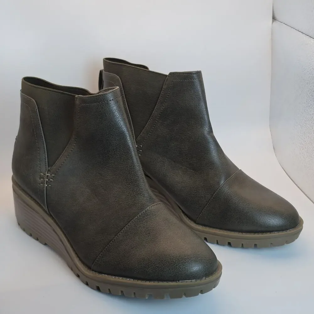 93 Vintage Women's Ankle Boots Size 10 M Olive Green Wedge Chelsea Lug Sole